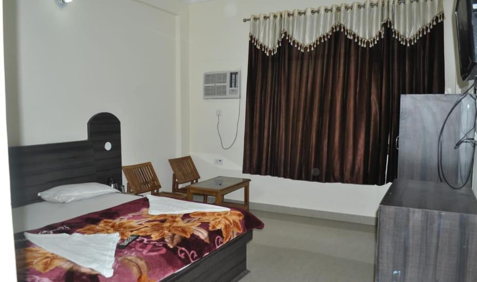 Hotel Devi Mahal Katra  Exteriér fotografie
